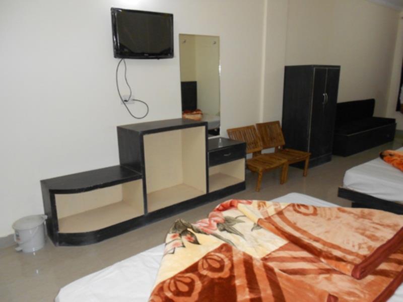 Hotel Devi Mahal Katra  Bagian luar foto