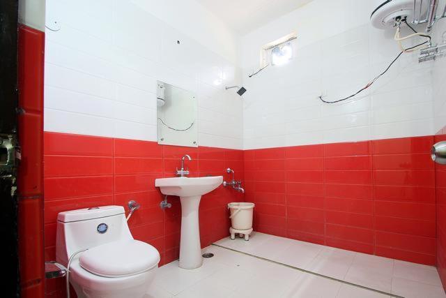 Hotel Devi Mahal Katra  Bagian luar foto